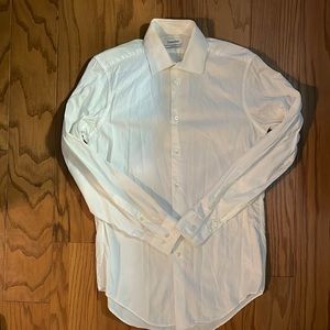 wMen’s Calvin Klein Slim Fit dress shirt White 14.5 neck - 32/33 sleeve